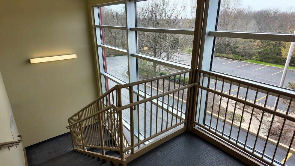 More Photos Of 300 Walnut St, Peru General Retail For Sale