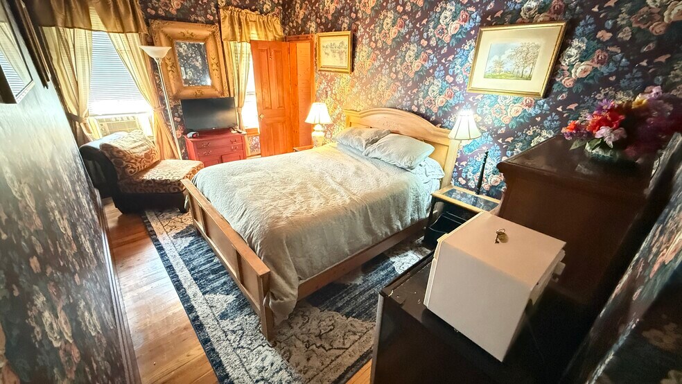 More Photos Of 87 Milanville Rd, Beach Lake Hotel For Sale