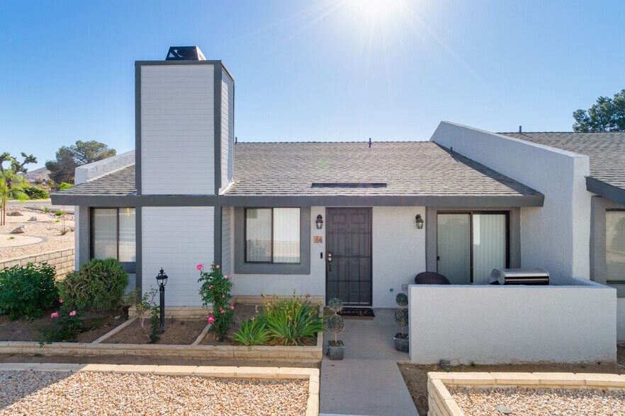 More Photos Of 19087 Allegheny Rd, Apple Valley Apartments For Sale