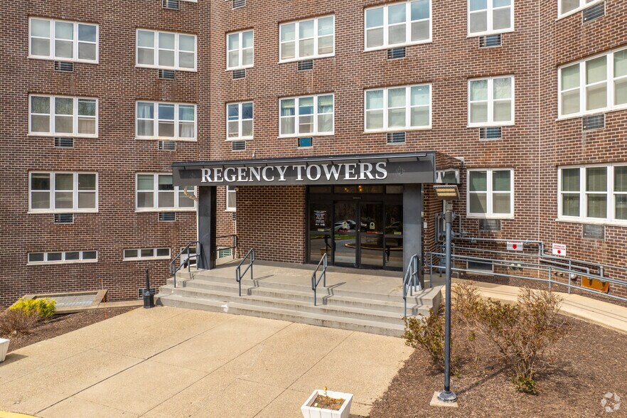 More Photos Of 1600 Lehigh Pky E, Allentown Multifamily For Sale