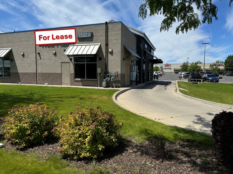 More Photos Of 3901-3907 N Market St, Spokane Freestanding For Lease