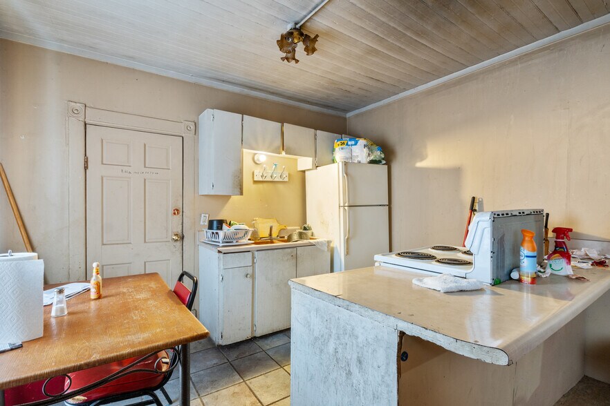 More Photos Of 622 S Wright St, Siloam Springs Apartments For Sale