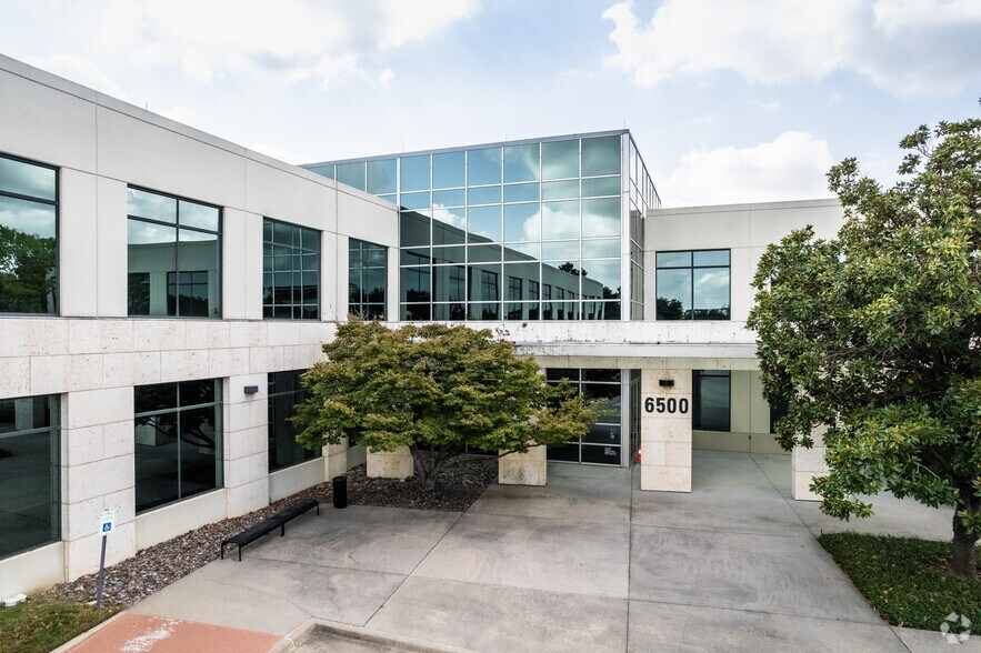More Photos Of 6100 W Plano Pky, Plano Unknown For Lease