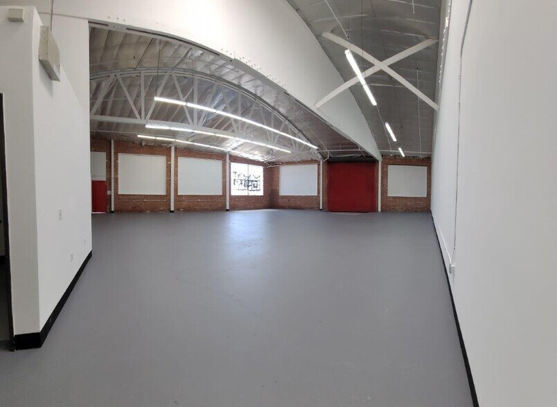 More Photos Of 2302 E 15th St, Los Angeles Industrial For Sale