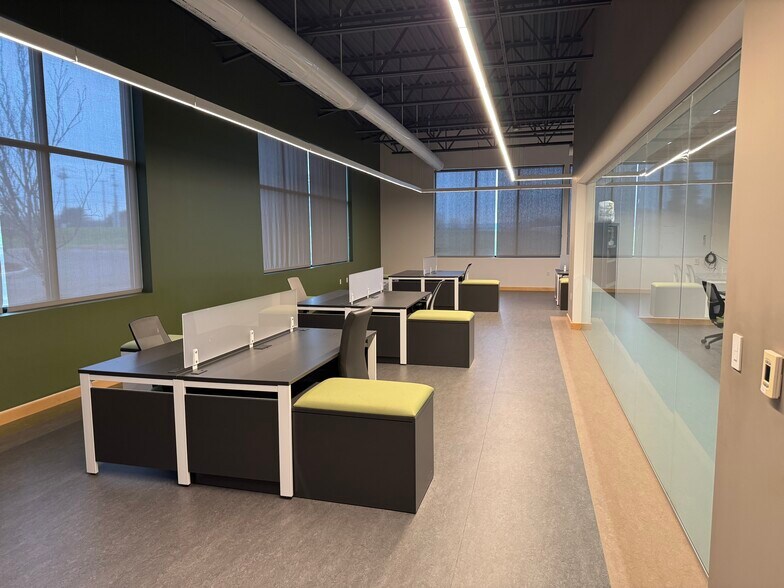 More Photos Of 52960 W Lane Rd, Scappoose Manufacturing For Sale