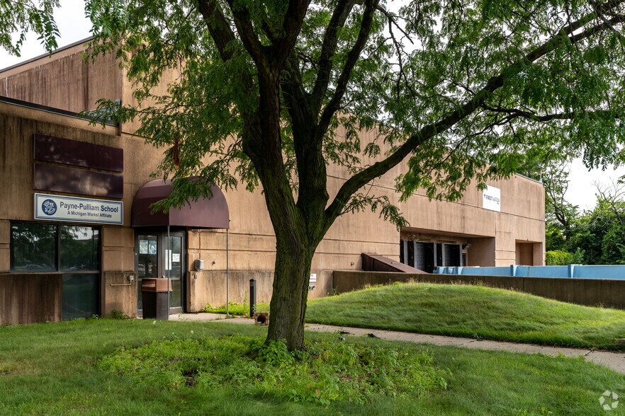 Primary Photo Of 5600 Saint Jean St, Detroit Flex For Sale