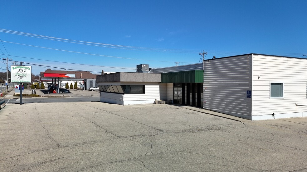 More Photos Of 1025 N Sherman Ave, Madison General Retail For Sale