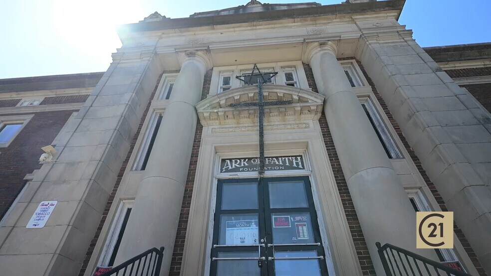 Primary Photo Of 401 E Broadway St, Muskogee Lodge Meeting Hall For Sale
