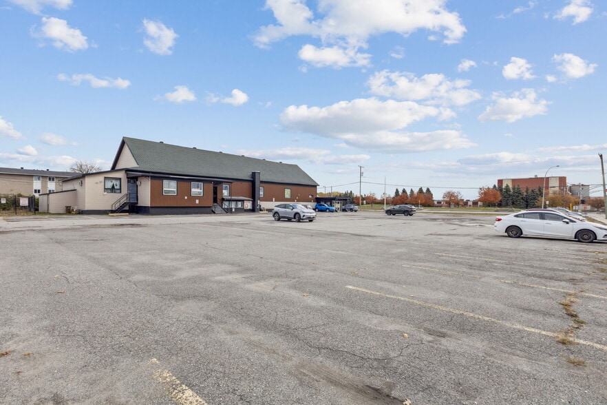 More Photos Of 195 Boul Maloney O, Gatineau Lodge Meeting Hall For Sale