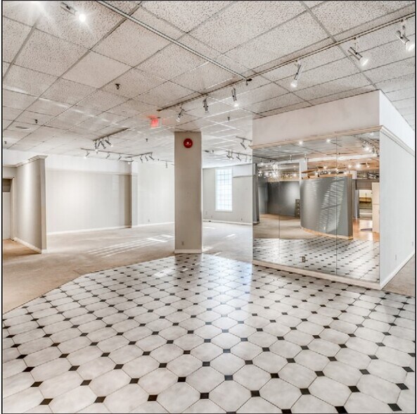 More Photos Of 67 Glenbrook Pl SW, Calgary Office For Sale