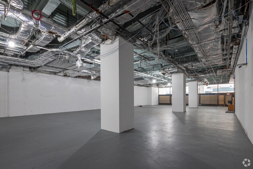 More Photos Of 9 W 57th St, New York Office For Lease