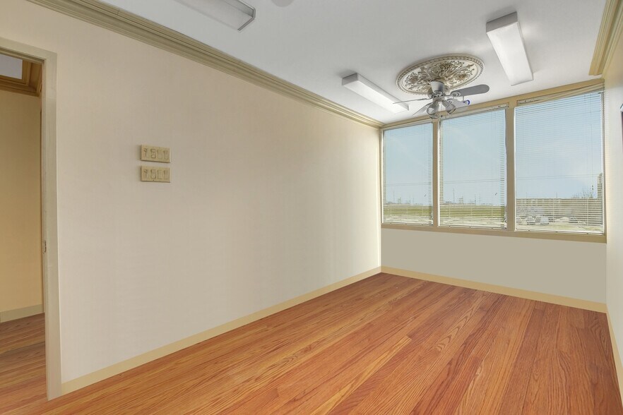 More Photos Of 255 Montreal Rd, Ottawa Storefront Retail Office For Lease