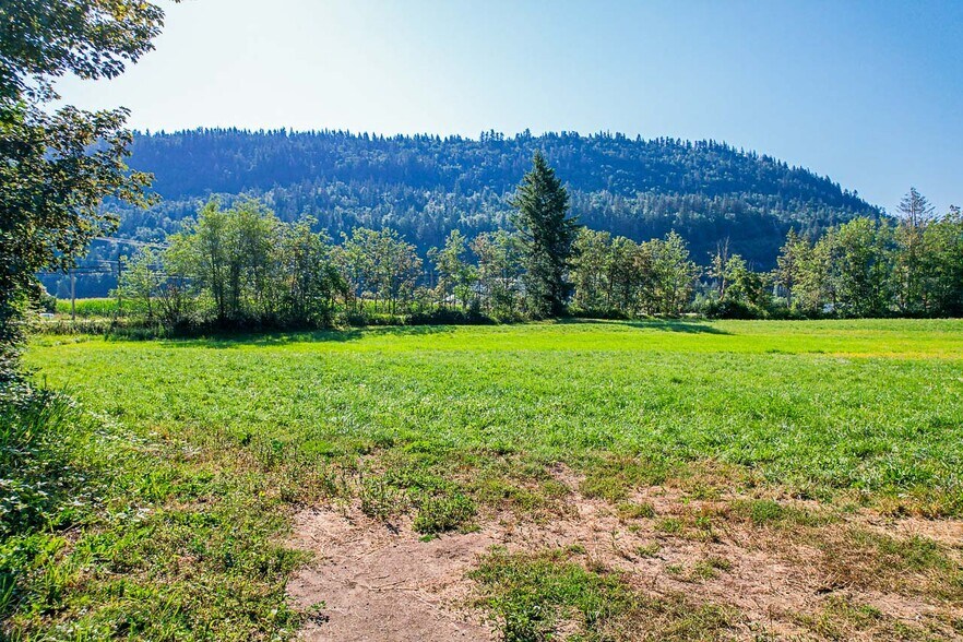 More Photos Of 3705 Hot Springs Rd, Agassiz Land For Sale