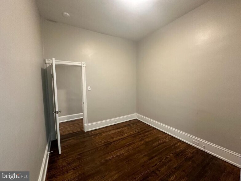 More Photos Of 228-230 Summit Ave, Hagerstown Apartments For Sale