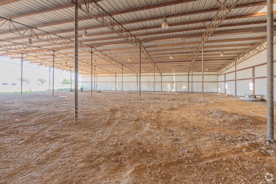 More Photos Of 705 Industrial Loop, Breckenridge Manufacturing For Lease