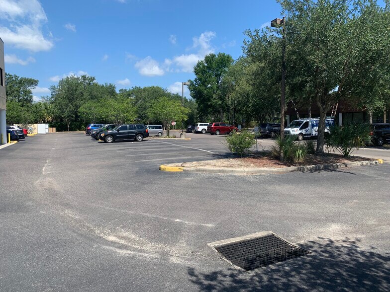 More Photos Of 12206 Bruce B Downs Blvd, Tampa Office For Sale