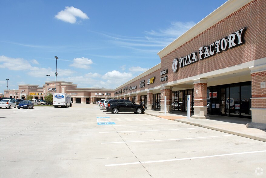 More Photos Of 6340 N Eldridge Pky, Houston Unknown For Lease