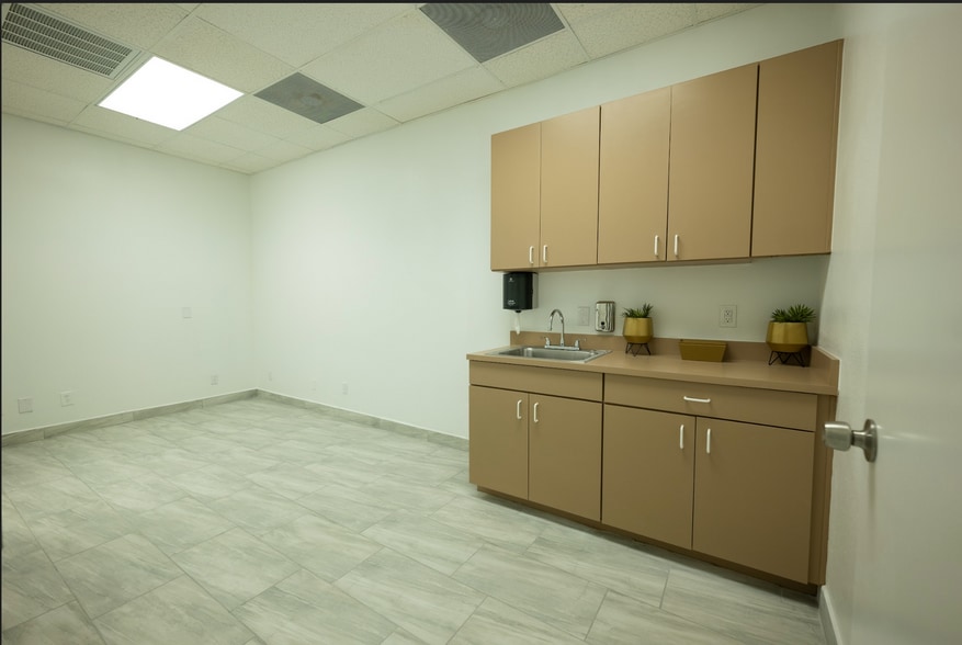 More Photos Of 1408 S Jones Blvd, Las Vegas Office Residential For Sale