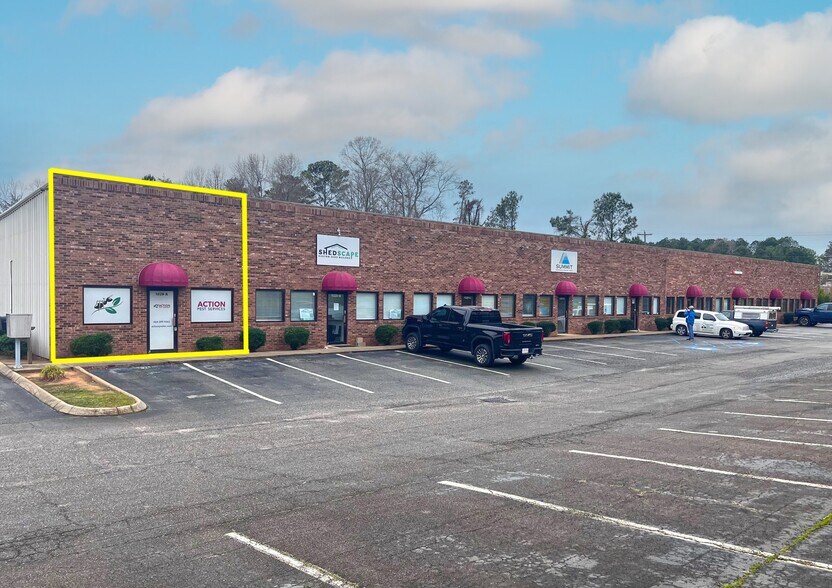 Primary Photo Of 1029 Old Stage Rd, Simpsonville Office For Lease