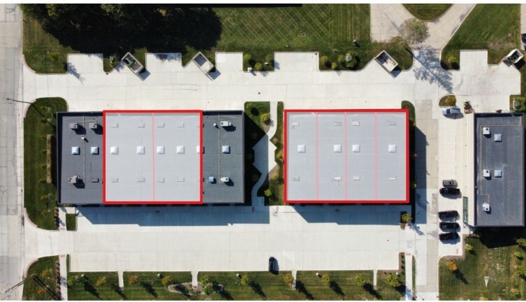 More Photos Of 40421-40477 Mound Rd, Sterling Heights Office For Sale