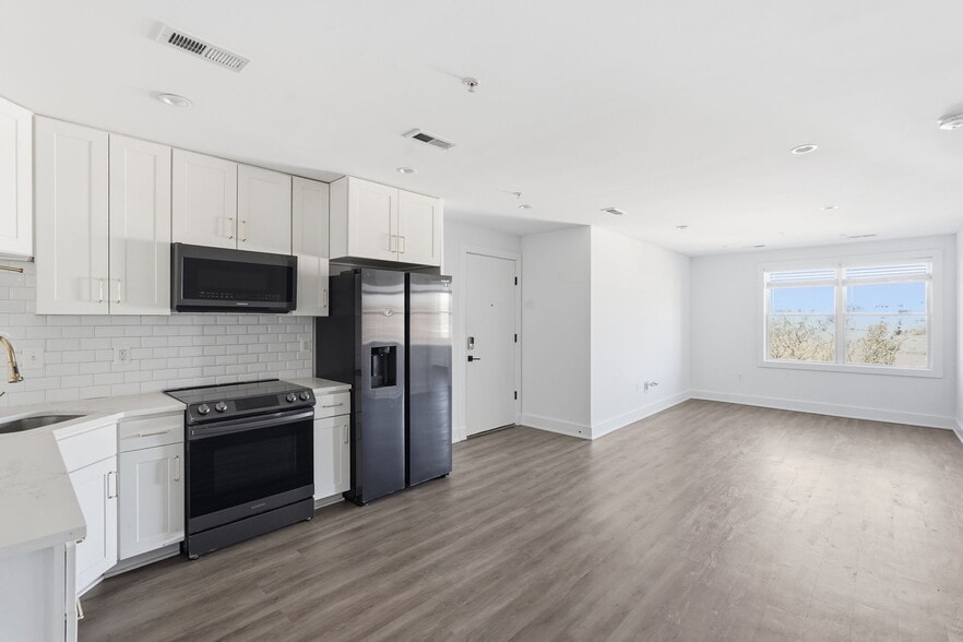 More Photos Of 1122 Bladensburg Rd NE, Washington Apartments For Sale