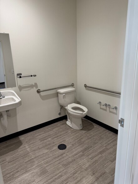 More Photos Of 2410 Production Dr, Roca Warehouse For Sale