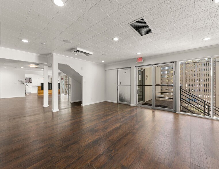 More Photos Of 556 N 1st St, San Jose Medical For Sale