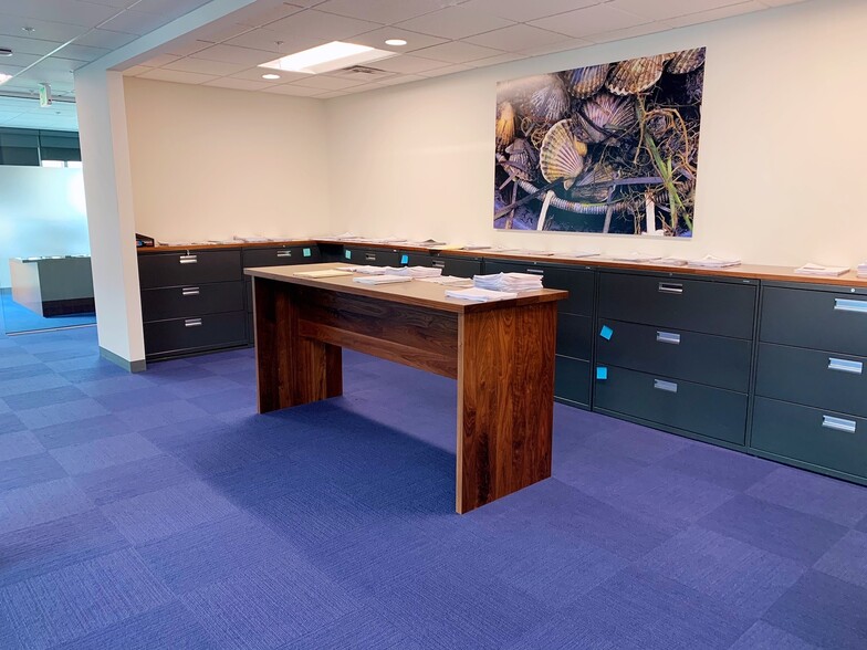 More Photos Of 500 Cummings Ctr, Beverly Office For Lease