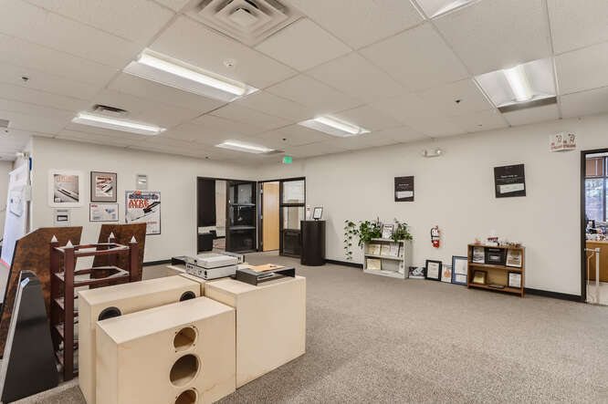 More Photos Of 6268 Monarch Park Pl, Longmont Industrial For Sale