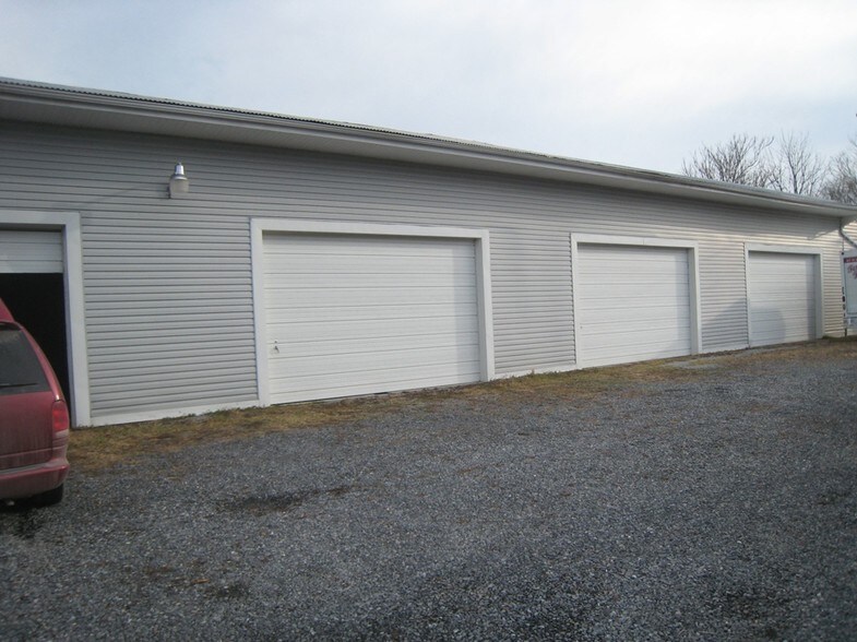 More Photos Of 644 Berrys Ferry Rd, White Post Auto Repair For Sale