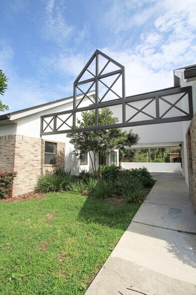 More Photos Of 5218 Jammes Rd, Jacksonville Medical For Lease