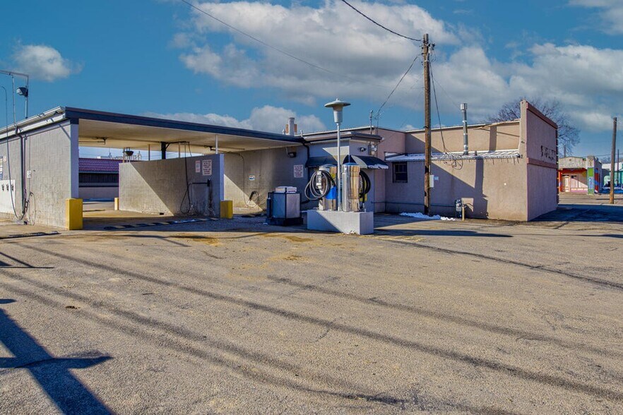 More Photos Of 802 Main St, Walsenburg General Retail For Sale