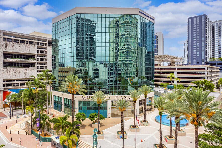 More Photos Of 200 S Andrews Ave, Fort Lauderdale Medical For Sale