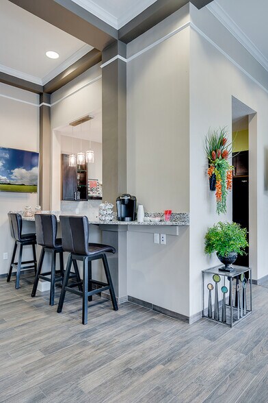 More Photos Of 1200 Greenfield Pl, O'Fallon Apartments For Sale