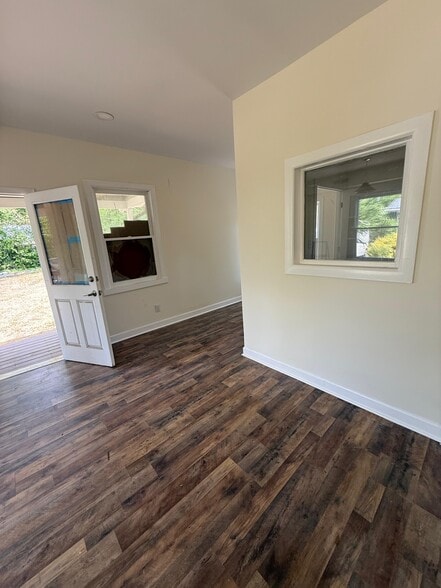 More Photos Of 2810 Hillsborough Rd, Durham Office For Lease