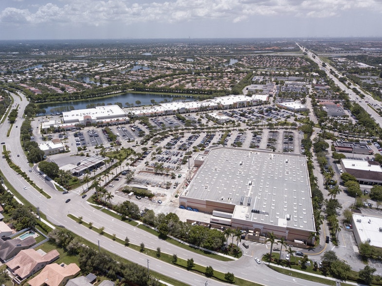 More Photos Of 15801-15999 Pines Blvd, Pembroke Pines Unknown For Lease