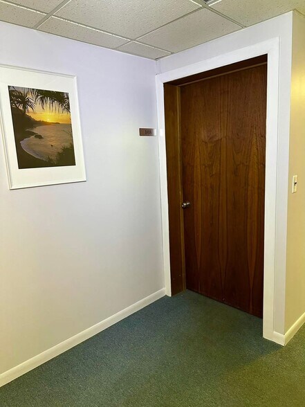 More Photos Of 14 E 40th St, Wilmington Apartments For Sale