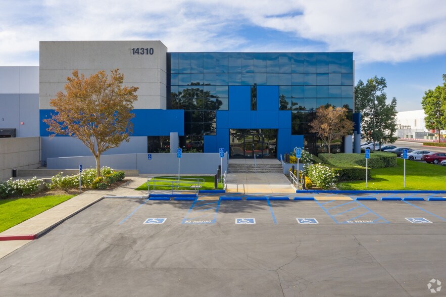 More Photos Of 14310-14480 Ramona Ave, Chino Distribution For Lease