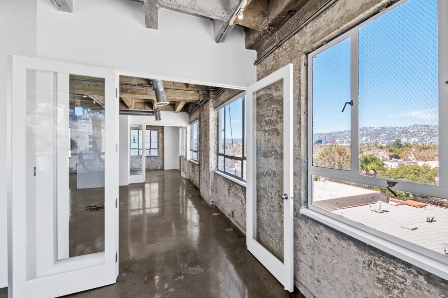 More Photos Of 6363 Wilshire Blvd, Los Angeles Loft Creative Space For Lease