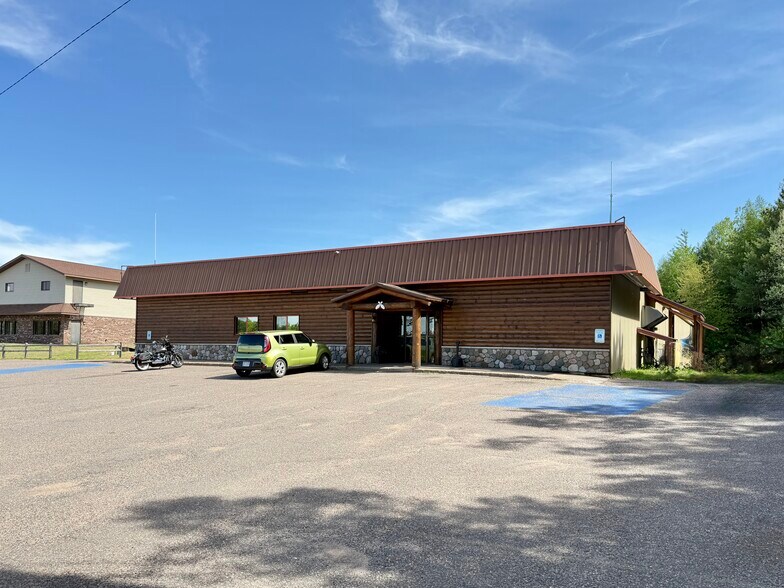 More Photos Of 8085 Highway 51, Minocqua Sports And Entertainment For Sale