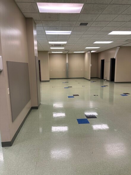 More Photos Of 165 Natchez Trace Ave, Bowling Green Medical For Lease