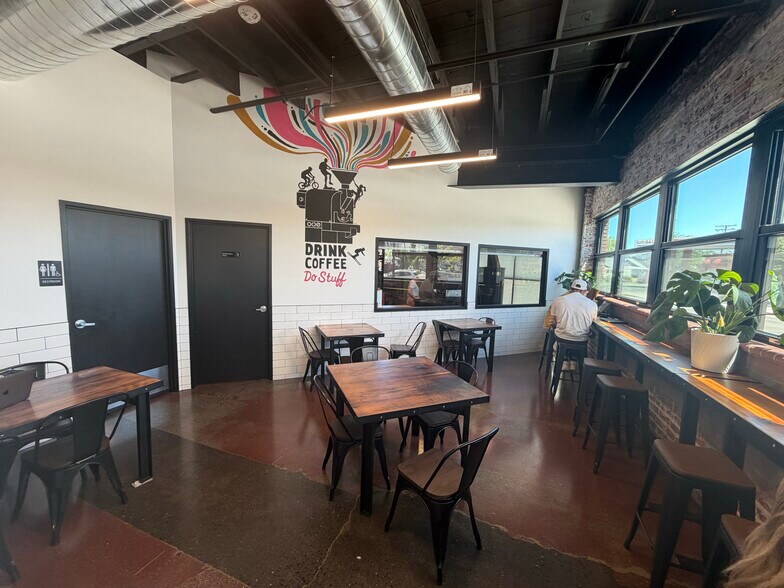 More Photos Of 960 S Virginia St, Reno Storefront Retail Office For Sale