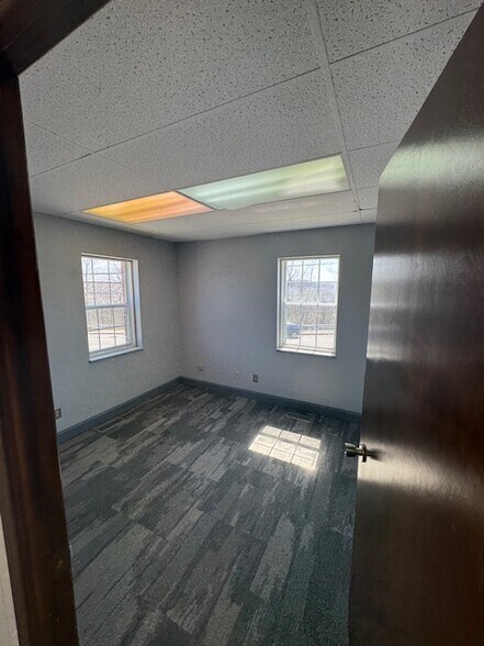 More Photos Of 19220 Lorain Rd, Fairview Park Medical For Lease