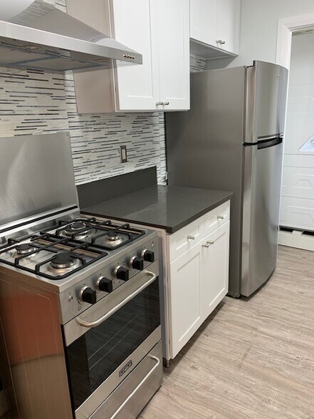 More Photos Of 315 E Valencia Ave, Burbank Apartments For Sale