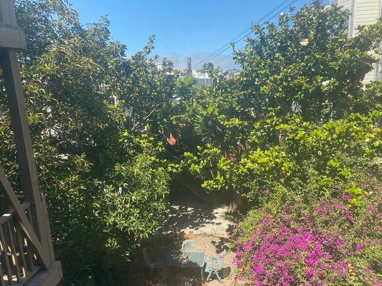 More Photos Of 1626-1630 Union St, San Francisco Medical For Sale