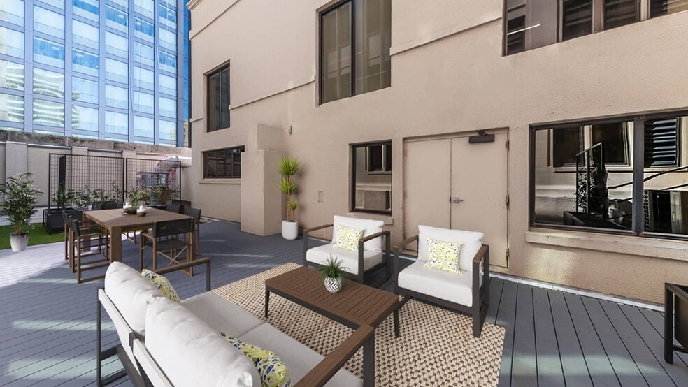 More Photos Of 114 W 7th St, Austin Office For Lease