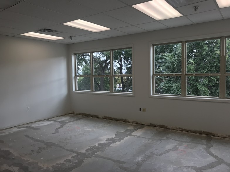 More Photos Of 3101-3141 28th St, Boulder Unknown For Lease