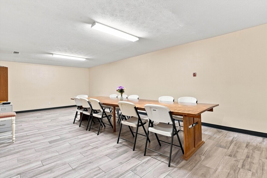 More Photos Of 7602 Kenya St, Jacksonville Specialty For Sale