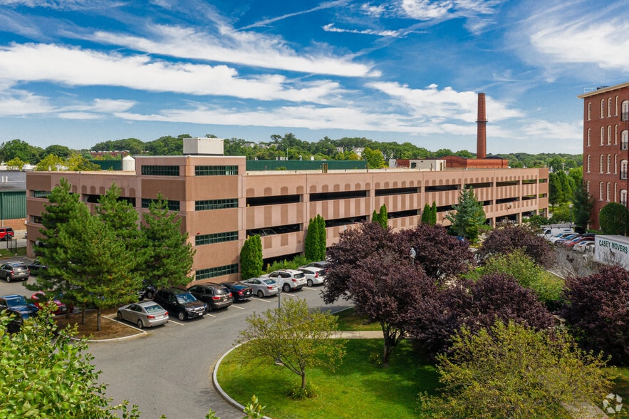 More Photos Of 1 Grant St, Framingham Office For Lease