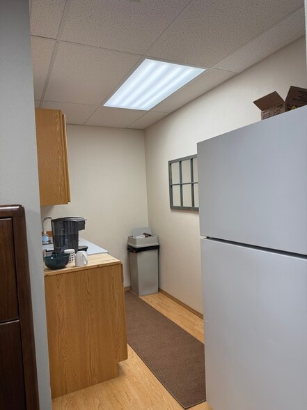 More Photos Of 1919 N Pearl St, Tacoma Office For Sale